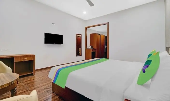 Deluxe Tek Büyük Yataklı Oda
