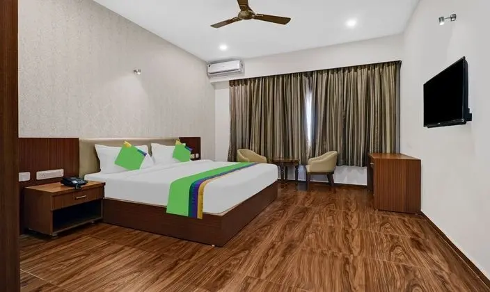 Deluxe Tek Büyük Yataklı Oda