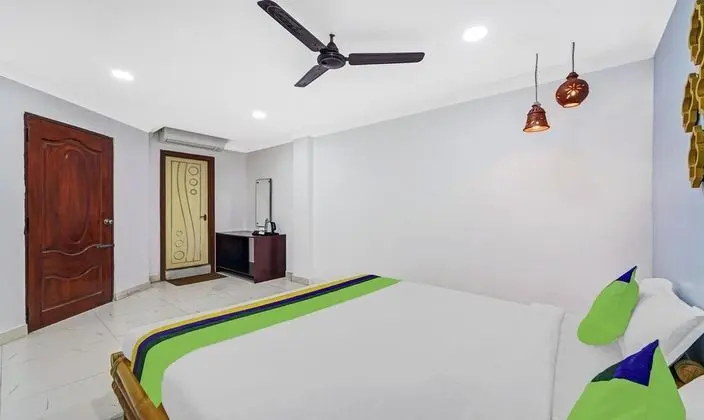 Deluxe Tek Büyük Yataklı Oda