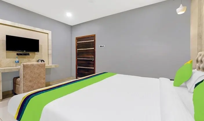 Premium Tek Büyük Yataklı Oda