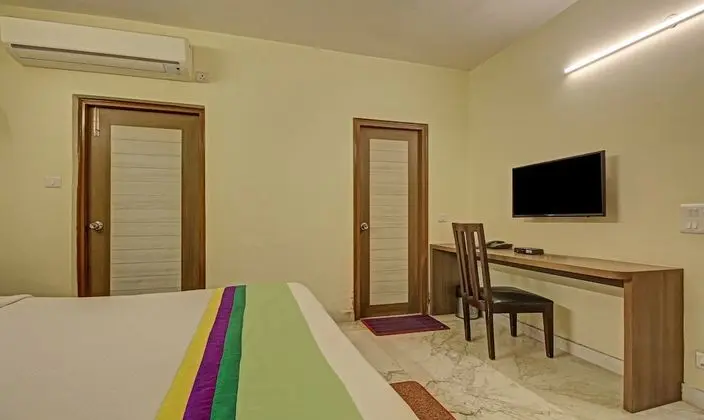 Deluxe Tek Büyük Yataklı Oda