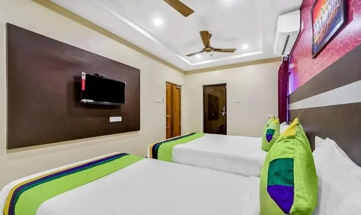 Deluxe Tek Büyük Yataklı Oda