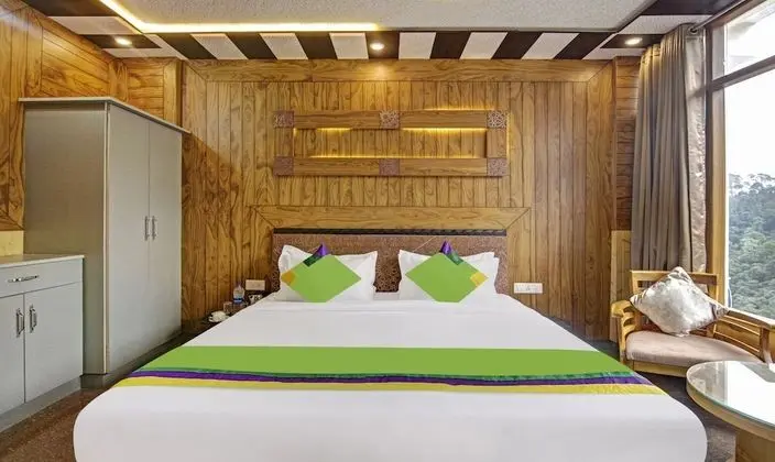 Deluxe Tek Büyük Yataklı Oda