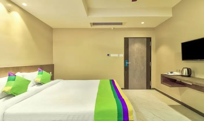 Deluxe Tek Büyük Yataklı Oda