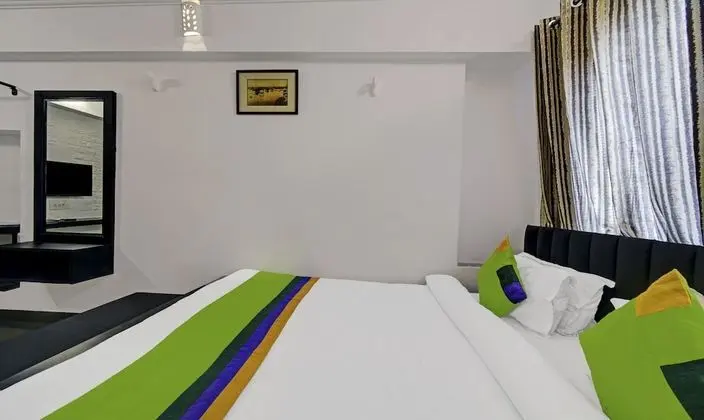 Economy Tek Büyük Yataklı Oda
