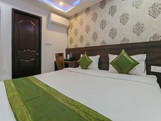 Economy Tek Büyük Yataklı Oda, 1 Büyük (Queen) Boy Yatak, Sigara İçilmez, Şehir Manzaralı