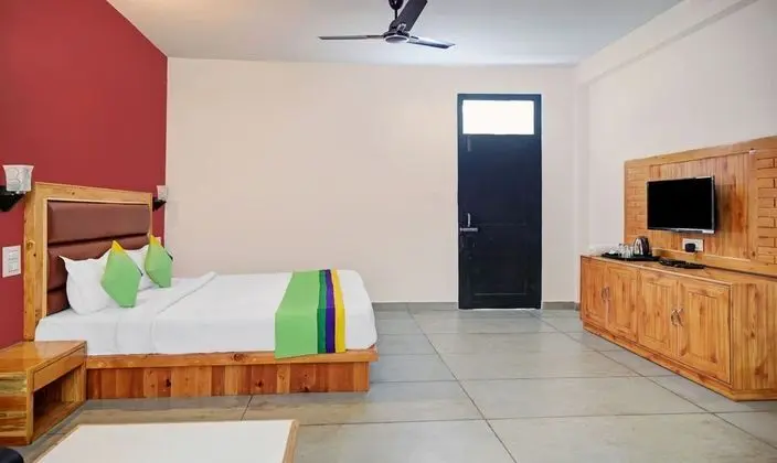 Deluxe Tek Büyük Yataklı Oda