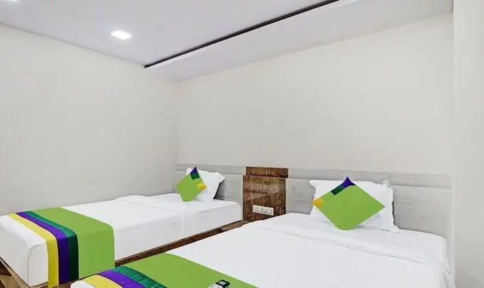 Premium Tek Büyük Yataklı Oda