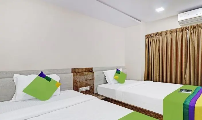 Premium Tek Büyük Yataklı Oda