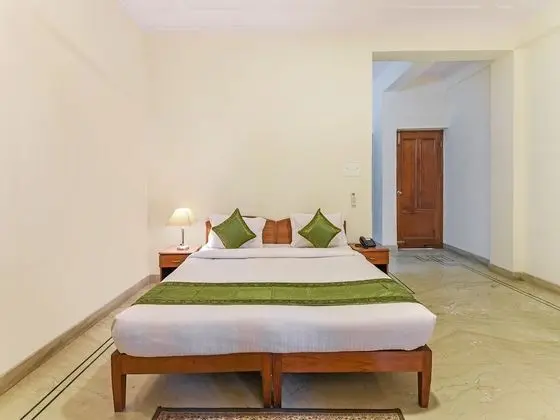 Deluxe Oda, Birden Çok Yatak, Sigara İçilebilir