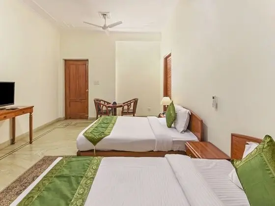 Deluxe Oda, Birden Çok Yatak, Sigara İçilebilir
