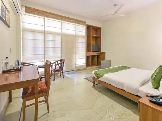 Deluxe Oda, Birden Çok Yatak, Sigara İçilebilir
