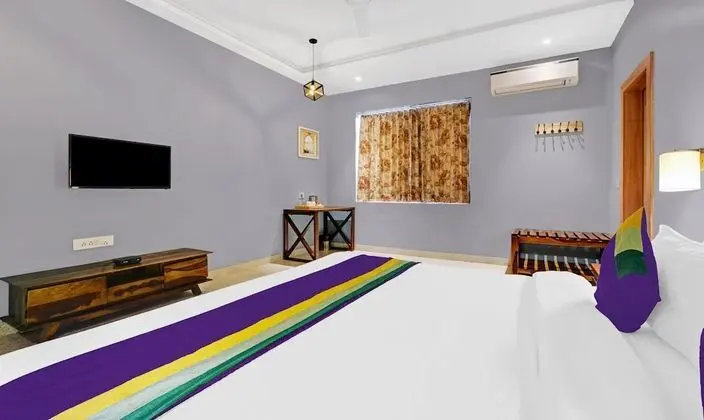 Deluxe Tek Büyük Yataklı Oda