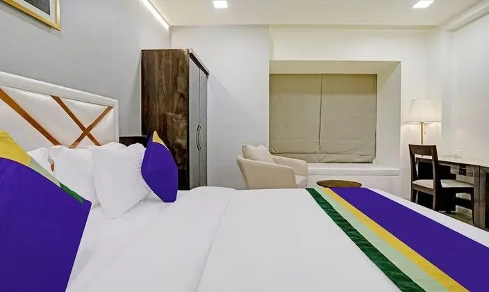 Premium Tek Büyük Yataklı Oda