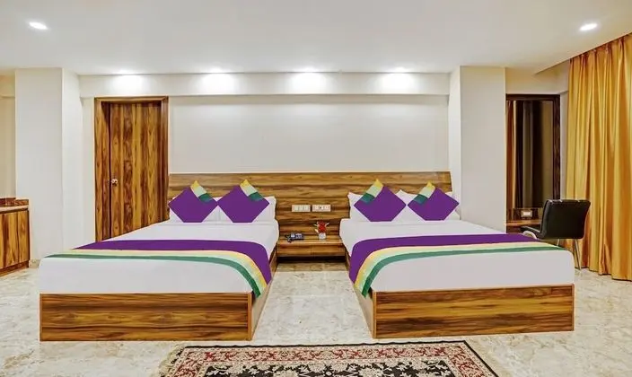 Premium Tek Büyük Yataklı Oda