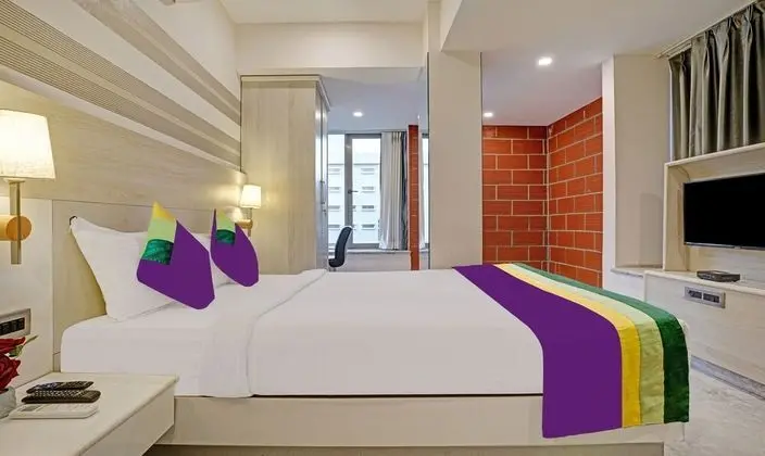 Standard Tek Büyük Yataklı Oda