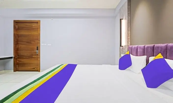 Premium Tek Büyük Yataklı Oda
