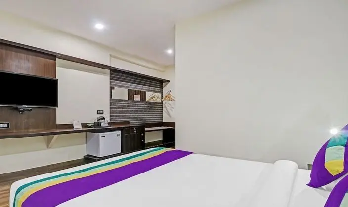 Deluxe Tek Büyük Yataklı Oda