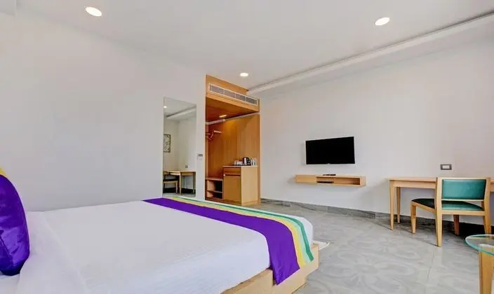 Deluxe Tek Büyük Yataklı Oda