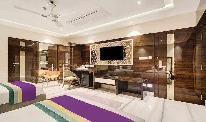 Deluxe Tek Büyük Yataklı Oda