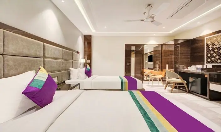 Deluxe Tek Büyük Yataklı Oda