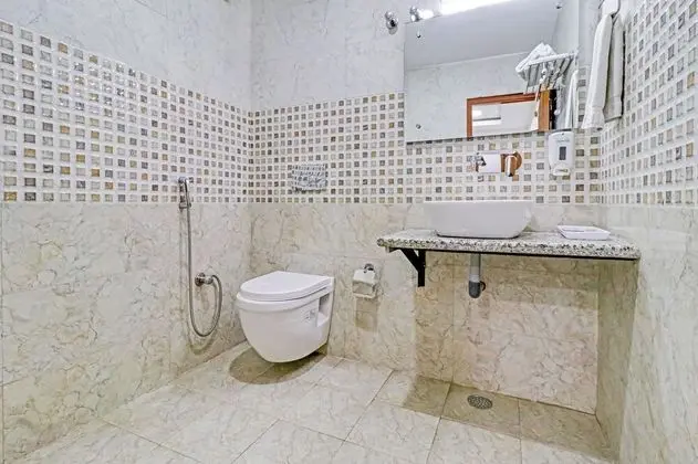 Standard Tek Büyük Yataklı Oda