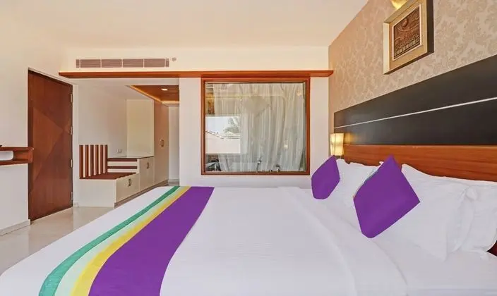 Premium Tek Büyük Yataklı Oda
