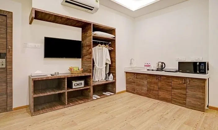Deluxe Tek Büyük Yataklı Oda