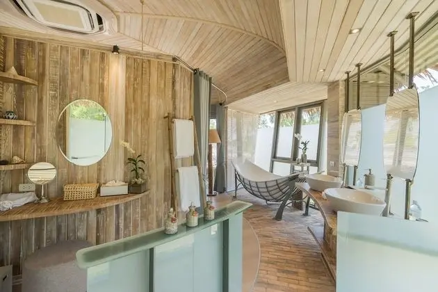 Villa (TreeHouse)