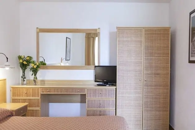 Standard Tek Büyük veya İki Ayrı Yataklı Oda