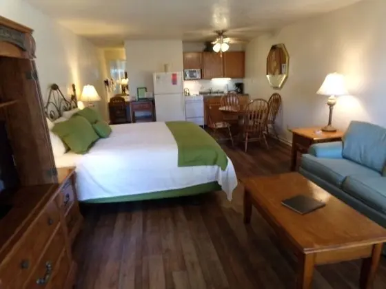 Unit 122 - Studio Condominium