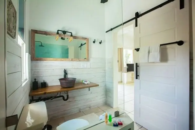Standard Süit, Banyolu/Duşlu, Deniz Manzaralı (Sunrise Suite)