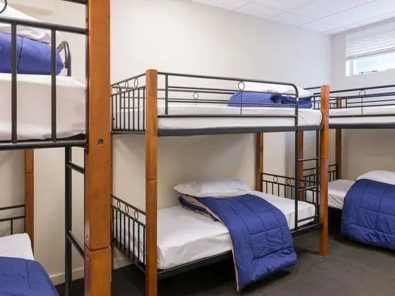 Ortak Ranzalı Oda (6 people)