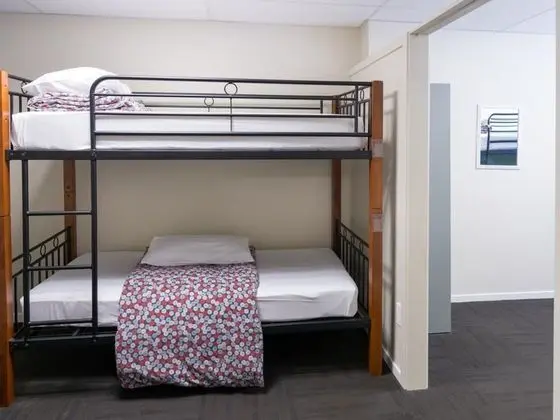 Standard Ortak Ranzalı Oda (4 people)