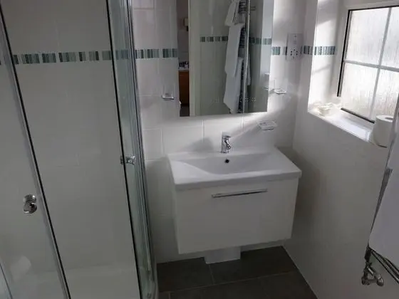 Standard Tek Büyük veya İki Ayrı Yataklı Oda, Banyolu/Duşlu, Deniz Manzaralı