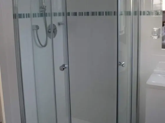 Standard Tek Büyük veya İki Ayrı Yataklı Oda, Banyolu/Duşlu, Deniz Manzaralı
