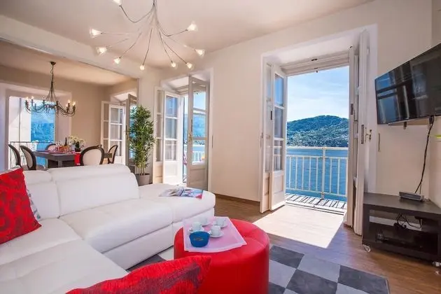 Family Apart Daire, Birden Çok Yatak, 2 Banyolu, Göl Kenarı (Tremezzo Belle Epoque)