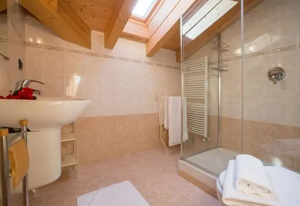 Family Apart Daire, Birden Çok Yatak, 2 Banyolu, Dağ Yamacı (Tremezzo Ulivi Apt. 7)