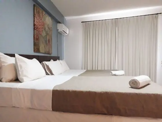 Üç Kişilik Oda