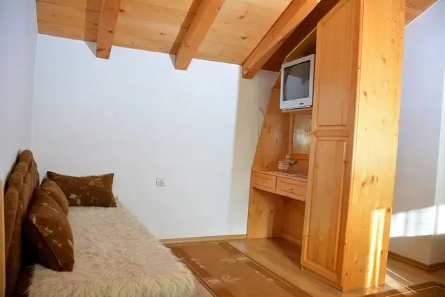 Tek Büyük veya İki Ayrı Yataklı Oda, Dağ Manzaralı