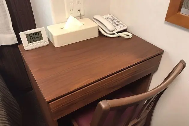Tek Büyük Yataklı Oda, Sigara İçilmez