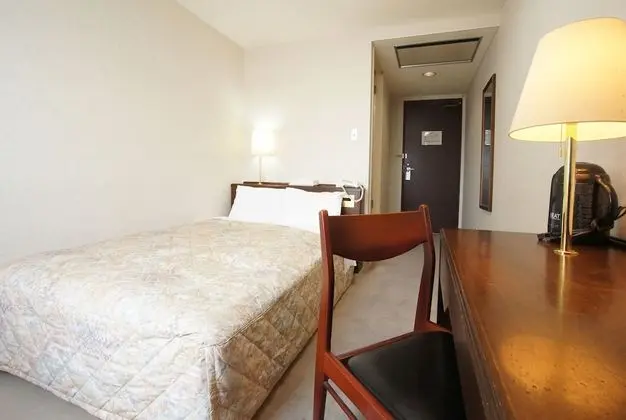 Tek Büyük Yataklı Oda, Sigara İçilmez