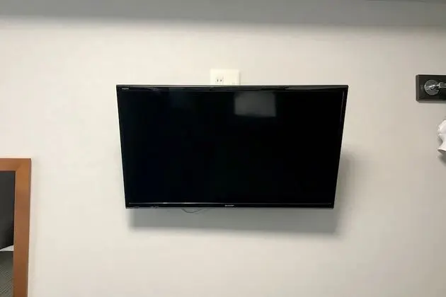 Tek Kişilik Oda, Sigara İçilebilir