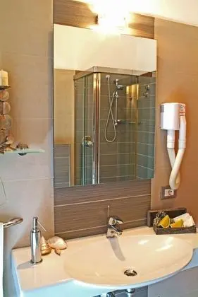 Deluxe Dört Kişilik Oda, 1 Yatak Odası