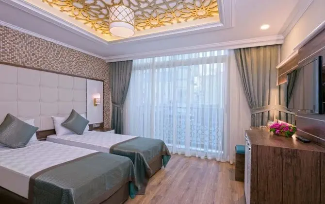 Standart Oda, Bahçe Manzaralı