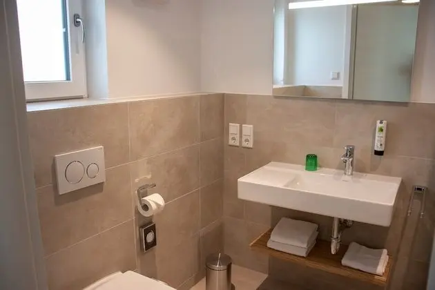Comfort Tek Büyük Yataklı Oda