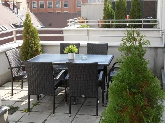 Three Bedroom Penthouse Apartment (1-6 adults)
