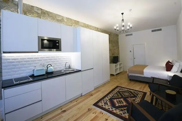 Stüdyo (Estudio 0F)