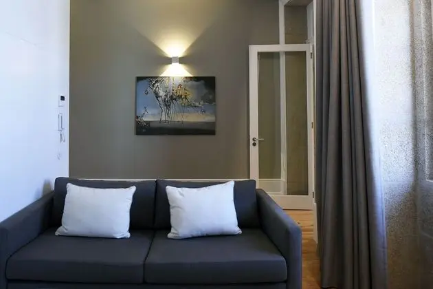 Stüdyo (Estudio 1T)