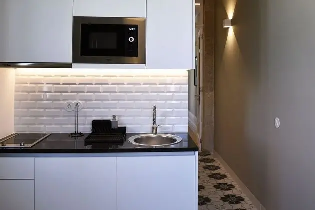 Stüdyo (Estudio 2T)